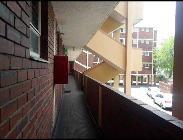 1 BEDROOM FLAT RENTED IN MORNINGSIDE